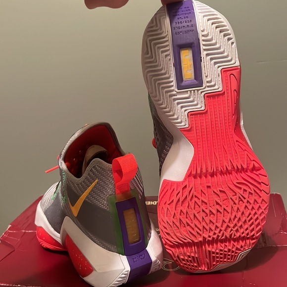 LEBRON SOLDIER 14 multicolor - Picture 5 of 10